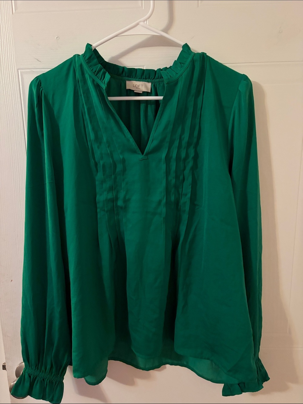 LOFT Emerald Green V-Neck Pintuck Ruffle Blouse